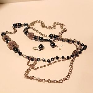 Necklace earring set